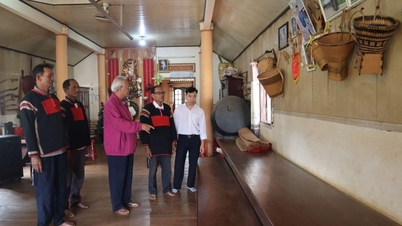 ឃុំហ័រភូ៖ លើកកម្ពស់តួនាទីរបស់ព្រឹទ្ធាចារ្យភូមិ និងបុគ្គលដ៏គួរឱ្យគោរពក្នុងការកសាងឯកភាពជាតិ។