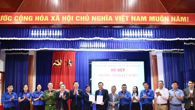 De jeugdvereniging van Da Nang tekent een samenwerkingsprogramma met de gemeente Song Kon.