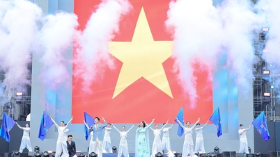 เทศกาล "เวียดนามสุขสันต์ 2025" ได้รับการเสนอชื่อเข้าชิงรางวัลในหมวดกิจกรรมทางวัฒนธรรมที่โดดเด่นที่สุด 10 อันดับแรก