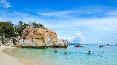 Plaja Bai Chuoi, Ninh Thuan: o plajă imaculată pentru cei care evadează din oraș.