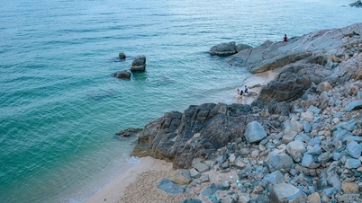 Plage de Bai Chuoi : un paradis immaculé caché le long de la route côtière.