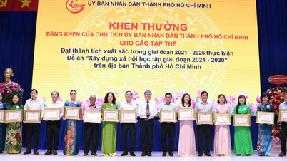 27% of Ho Chi Minh City's population has a university degree or higher.