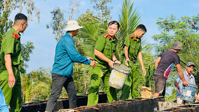 កសាងស្ពាន ពង្រឹងចំណងមិត្តភាពរវាងកងទ័ព និងប្រជាជន។