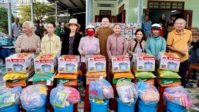 Chùa Linh Sơn vận động hơn 1 tỷ đồng hỗ trợ người dân và học sinh vùng lũ
