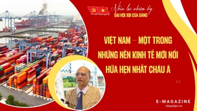 វៀតណាម - មួយក្នុងចំណោមប្រទេសដែលមានសេដ្ឋកិច្ចកំពុងរីកចម្រើនបំផុតនៅអាស៊ី។