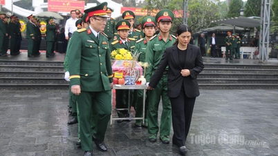 Upacara peringatan, upacara pengebumian, dan pengebumian jenazah wira-wira yang gugur di Vi Xuyen.