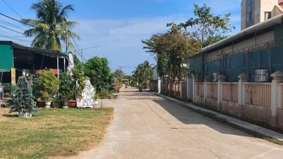 «​មុខមាត់​» នៅ​សឺនមី