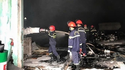 Viet Xo Çelik Anonim Şirketi'nde çıkan yangın hızla söndürüldü.