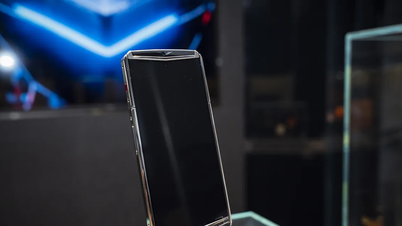 Miért a Sapphire a Vertu telefonok "standardja"?