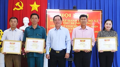 ឃុំកឹនដាំង បំពេញភារកិច្ចនយោបាយរបស់ខ្លួនដោយជោគជ័យនៅឆ្នាំ ២០២៥។