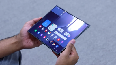 Galaxy Z TriFold kaç kez katlanabilir de arıza yapmaz?