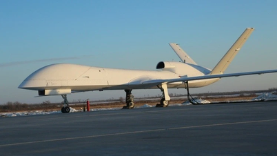 Egypt signs contract to purchase WJ-700 attack UAVs from China.