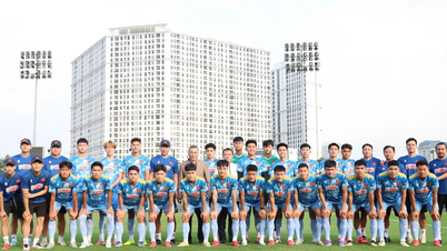 Encouraging the Vietnam U23 team to aim for new goals.