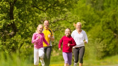7 ways to reduce the risk of memory loss and dementia.