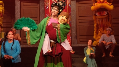Sechs kostenlose Aufführungen von „Southern Jade Seal“ zum Jahresende bieten dem Publikum ein wahrhaft unvergessliches Erlebnis traditioneller vietnamesischer Oper.