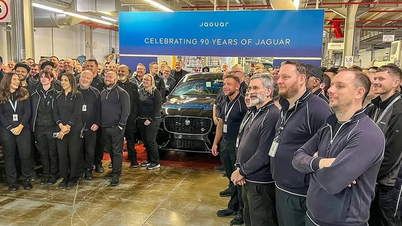 Последний Jaguar F-Pace сошел с конвейера.