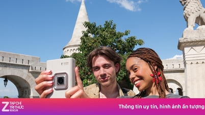 به لطف دوربین instax mini LiPlay+، عکاسی سلفی به استاندارد جدیدی تبدیل شده است.