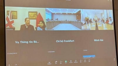 외교부 유럽담당국은 "영국과 독일에서 호찌민 주석의 발자취를 따라가다"라는 주제로 토론회를 개최했습니다.