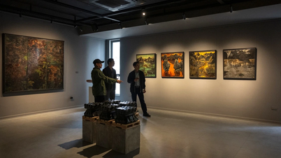 Dé un paseo por el "jardín" de la mente del artista Nguyen Tran Cuong.