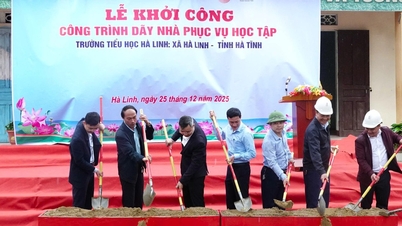 កាសែត Tuoi Tre និងអ្នកអានរបស់ខ្លួនបានឧបត្ថម្ភការសាងសង់សម្ភារៈដើម្បីគាំទ្រដល់ការសិក្សារបស់សិស្សានុសិស្សនៅហាទីញ។
