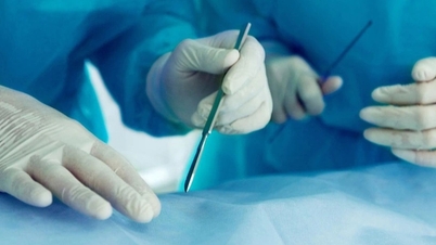 A mistake in delaying hospitalization led to a 14-year-old boy having one testicle removed.