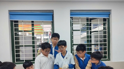 การนำปัญญาประดิษฐ์ (AI) มาใช้ในการศึกษาในโรงเรียนมัธยม: จำเป็นแต่ต้องใช้ความระมัดระวัง