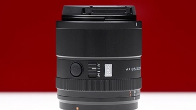 Viltrox AF 85mm F2.0 EVO FE: Sony E シリーズ用のコンパクトで軽量なポートレートレンズ。