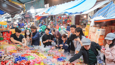 Four inspection teams have been established to check food safety during the Lunar New Year (Year of the Horse) in eight provinces and cities.