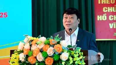 Uniunea Tineretului din cadrul Ziarelor, Radioului și Televiziunii Tuyen Quang trebuie să promoveze spiritul tineretului și să preia conducerea în activitățile generale ale unității.