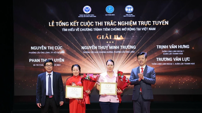 ការប្រគល់រង្វាន់សម្រាប់ការប្រកួតប្រជែងសំណួរចម្លើយលើកម្មវិធីចាក់វ៉ាក់សាំងដែលបានពង្រីក។