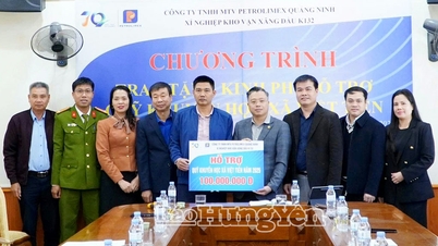 Viet Tien Belediyesi Eğitim Geliştirme Fonu'na 100 milyon VND bağış yapıldı.