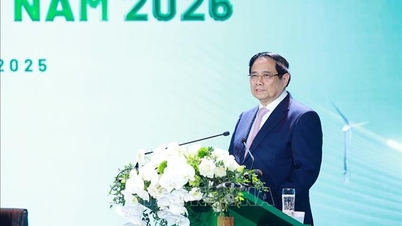Statsminister Pham Minh Chinh: Petrovietnam implementerer seks banebrytende initiativer, som bidrar til tosifret vekst landsdekkende.