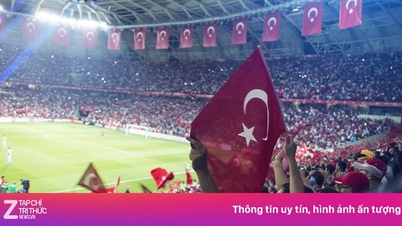 터키 축구 도박 스캔들에 연루되어 전직 지도자가 체포됐다.