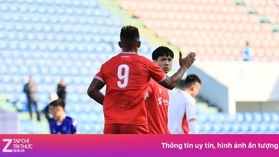 콩푸옹이 다시 한번 빛을 발합니다.