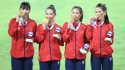 The Vietnamese athletics team received a reward of 1 billion VND after the SEA Games.