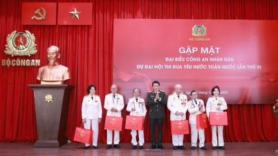 Xứng đáng là những tấm gương tiêu biểu "người tốt, việc tốt" của lực lượng Công an nhân dân