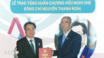 Nhà nước Cuba trao tặng Huân chương Hữu nghị cho ông Nguyễn Thanh Nghị