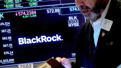 ផ្សារហ៊ុន Wall Street បានធ្លាក់ចុះទាបក្នុងការជួញដូរក្រោយបុណ្យណូអែលដ៏ស្ងប់ស្ងាត់។