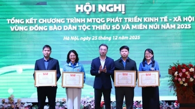 Giải thưởng Lương Định Của năm 2025 vinh danh 30 thanh niên nông thôn xuất sắc