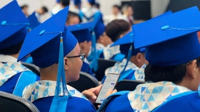 Chỉ 40% sinh viên tốt nghiệp đúng hạn tại trường top đầu cả nước