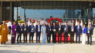 Yurt dışında yaşayan vatansever Vietnamlılar köklerine yöneliyor.