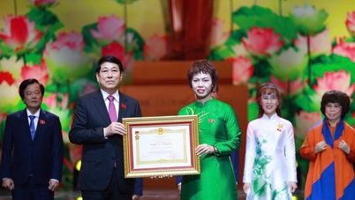 ThaiBinh Seed Group är hedrade över att ha tilldelats titeln Arbetshjälte.