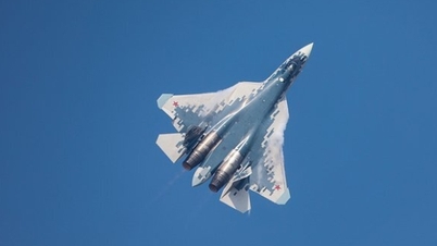 Su-57 mengalami transformasi hasil daripada enjin jet baharunya.