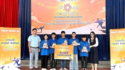 ការបើកទ្វារមួយទៀតទៅកាន់សាកលវិទ្យាល័យសម្រាប់និស្សិត៖ រឿងរ៉ាវពី ECoach ដល់ ClassUp