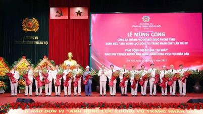 Công an thành phố Hà Nội đón nhận danh hiệu Anh hùng lực lượng vũ trang lần thứ IV