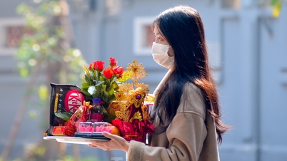 "Trai đơn gái chiếc" nô nức đi chùa Hà cầu duyên