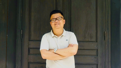 Thầy giáo 9x chơi ma sói cùng trò để thiết kế bộ dụng cụ học tập độc đáo