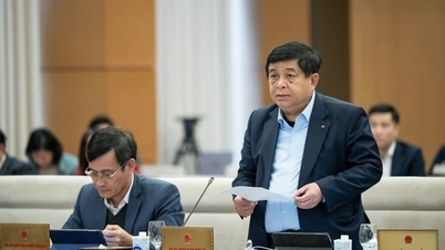Chính phủ trình điều chỉnh kịch bản tăng trưởng GDP năm 2025 đạt 8% trở lên