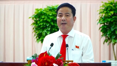 Ông Trần Văn Huyến làm Chủ tịch UBND tỉnh Hậu Giang