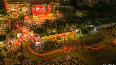 Das Laternenfest aus der Sicht der Fotografen Kim Cuong und Cong Son